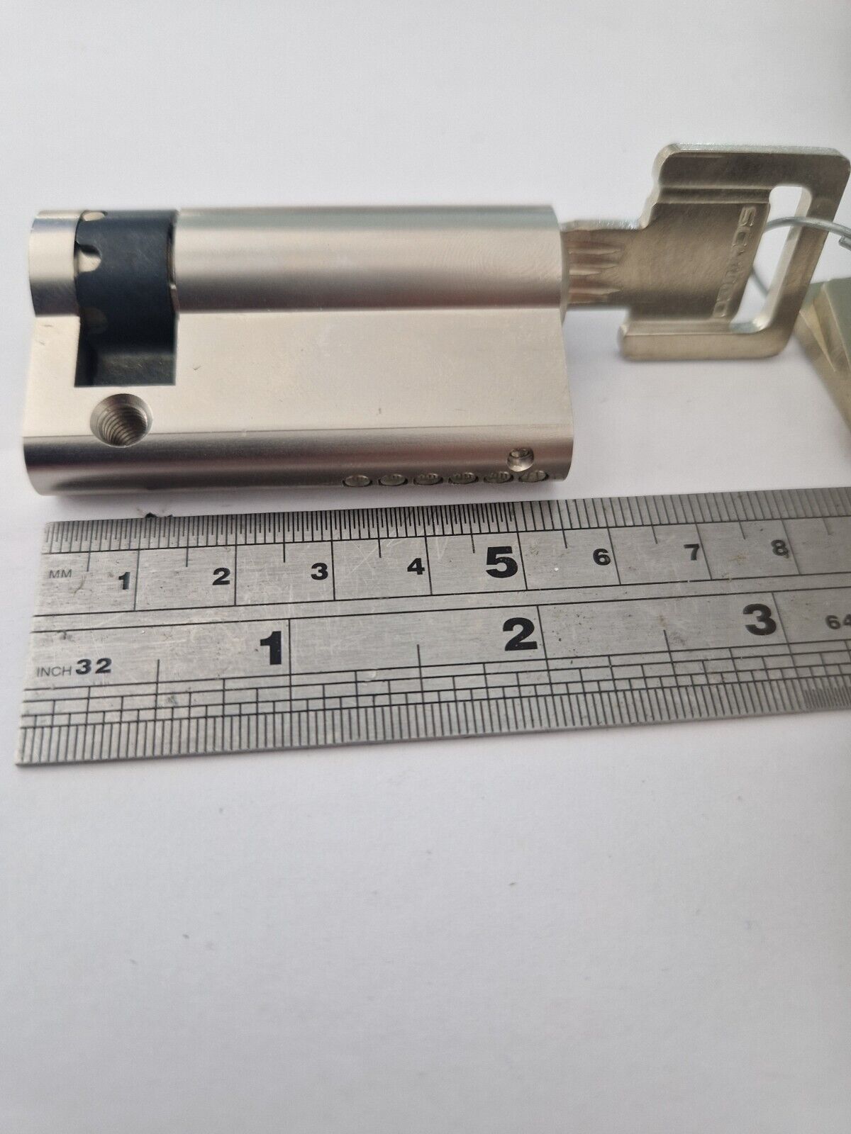 Schüco Profile Cylinder 279132: 45/10mm 45° Cam Lock Cylinder for Enhanced Door Security